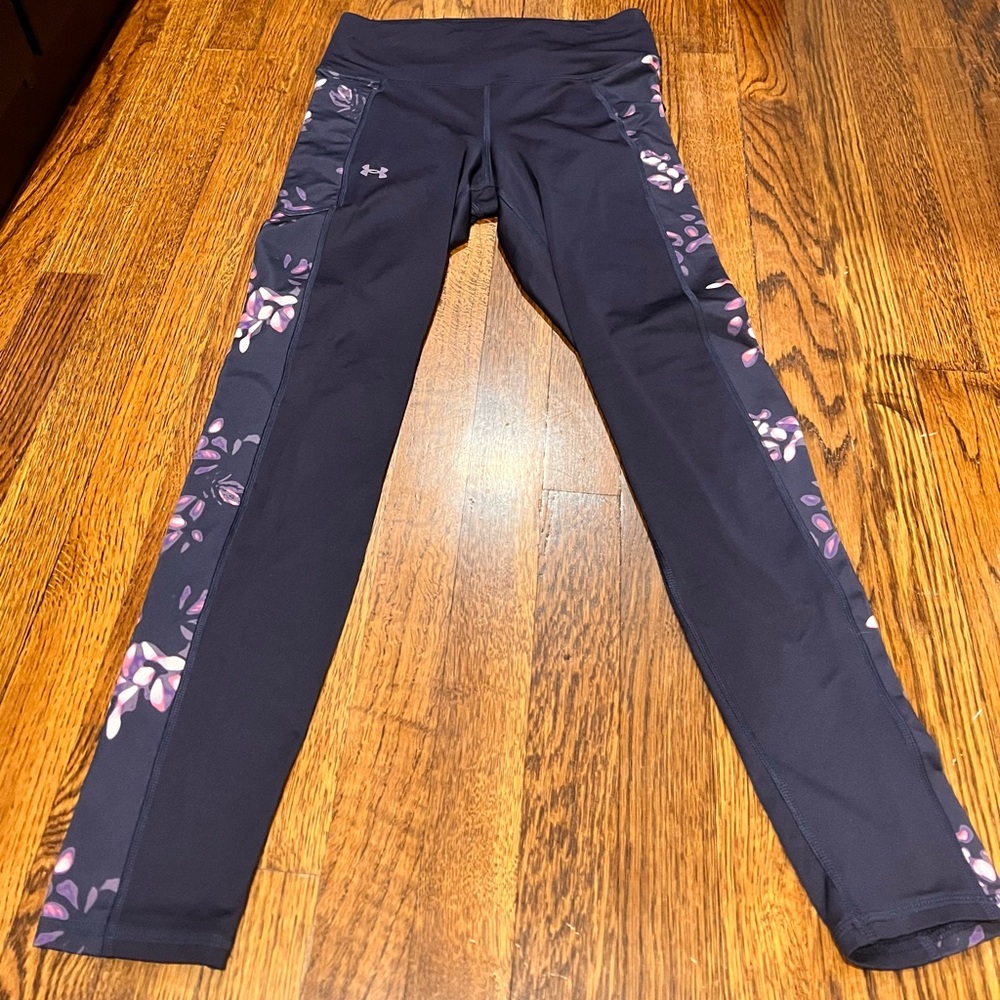Under Armour Woman’s ColdGear Compression Leggings, Size Medium